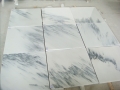 azulejos de mármol blanco azul cielo